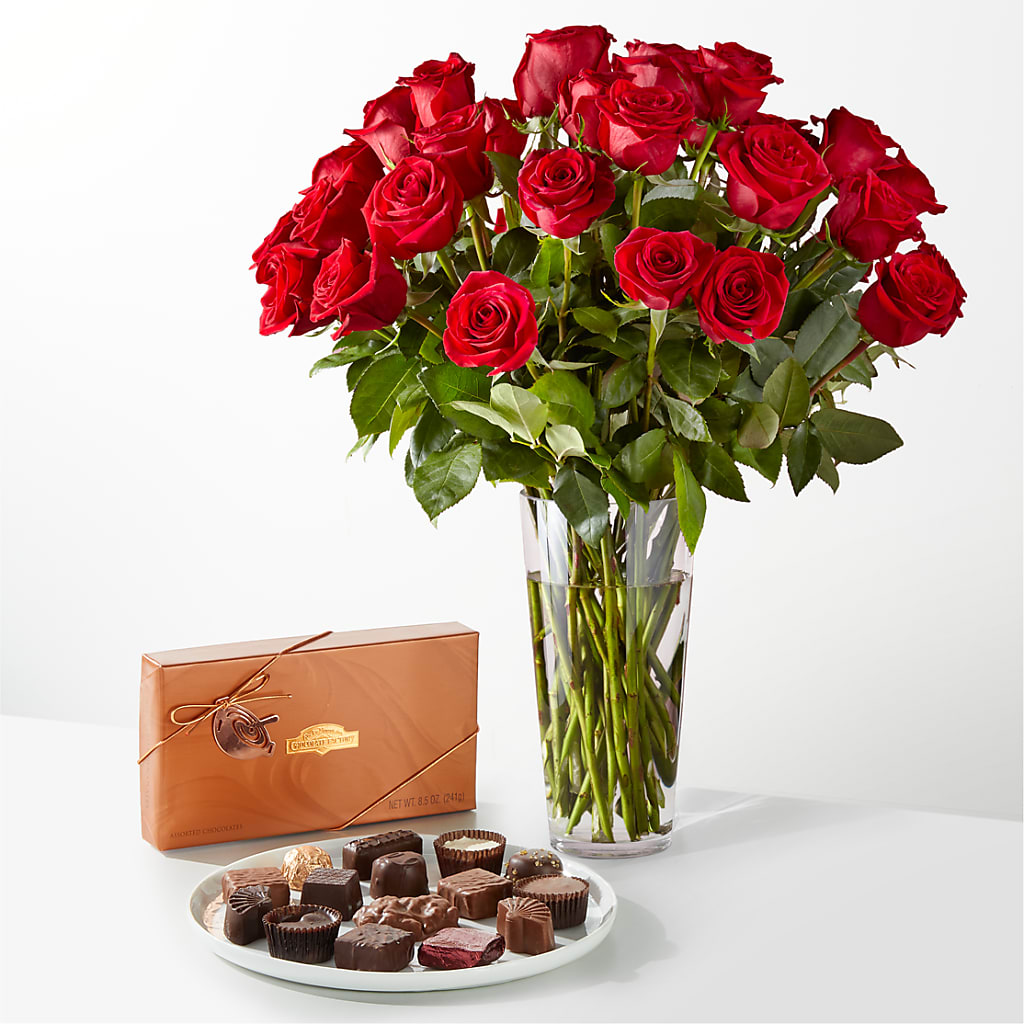 Romantic Long Stem Red Rose Bouquet Bundles – HONEY BEES FLORAL & MORE, Lucedale MS