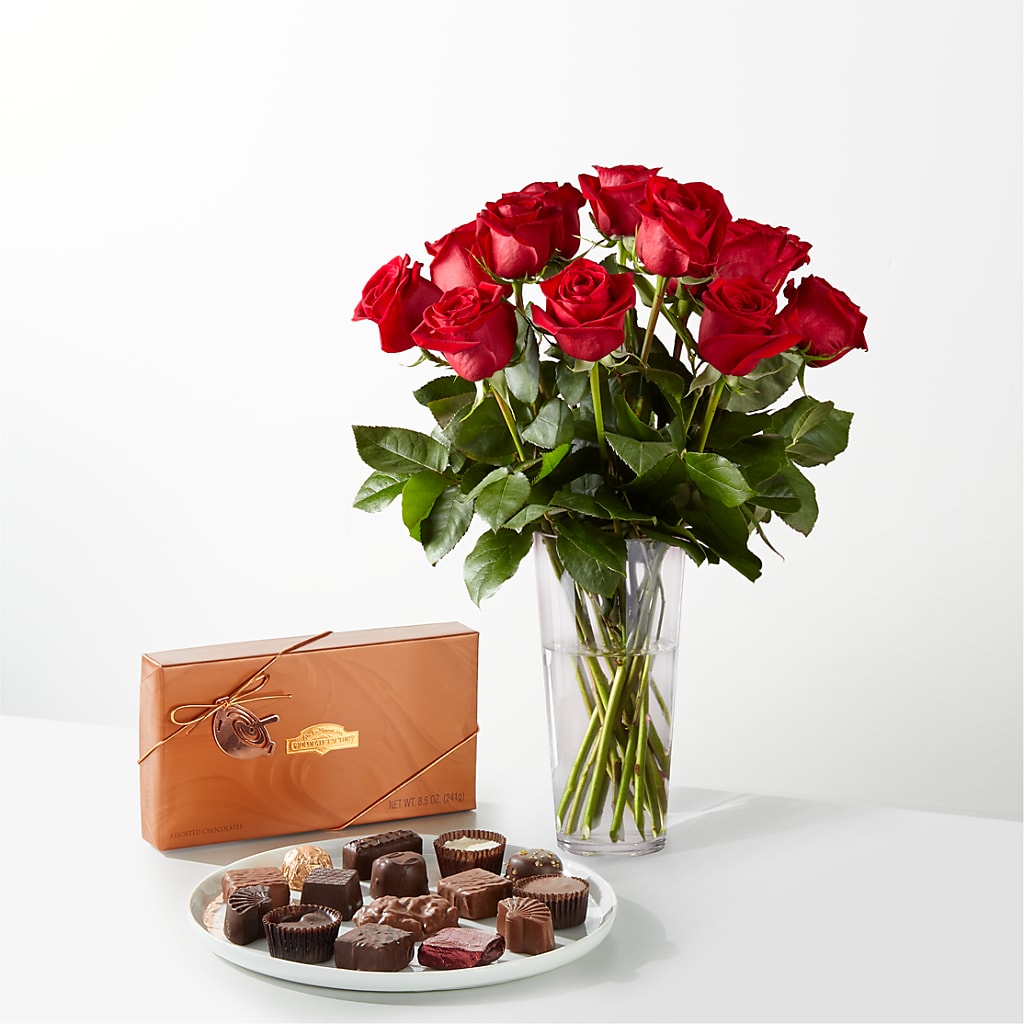 Romantic Long Stem Red Rose Bouquet Bundles – HONEY BEES FLORAL & MORE, Lucedale MS