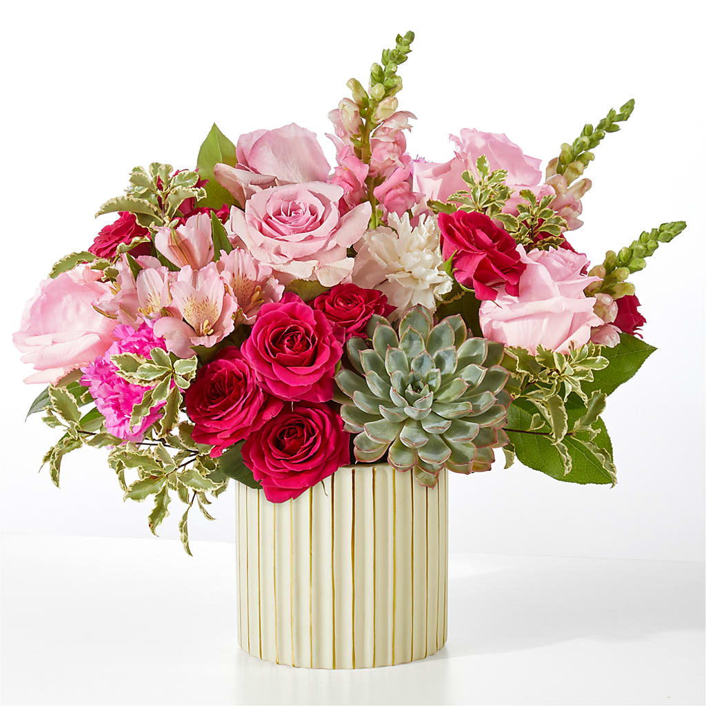 Magenta Musings Bouquet – HONEY BEES FLORAL & MORE, Lucedale MS