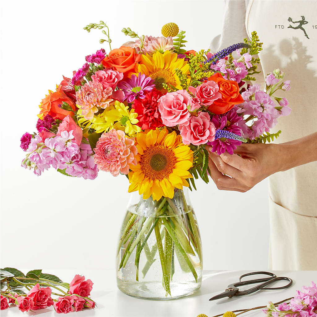 Cue the Confetti - A Florist Original – HONEY BEES FLORAL & MORE, Lucedale MS