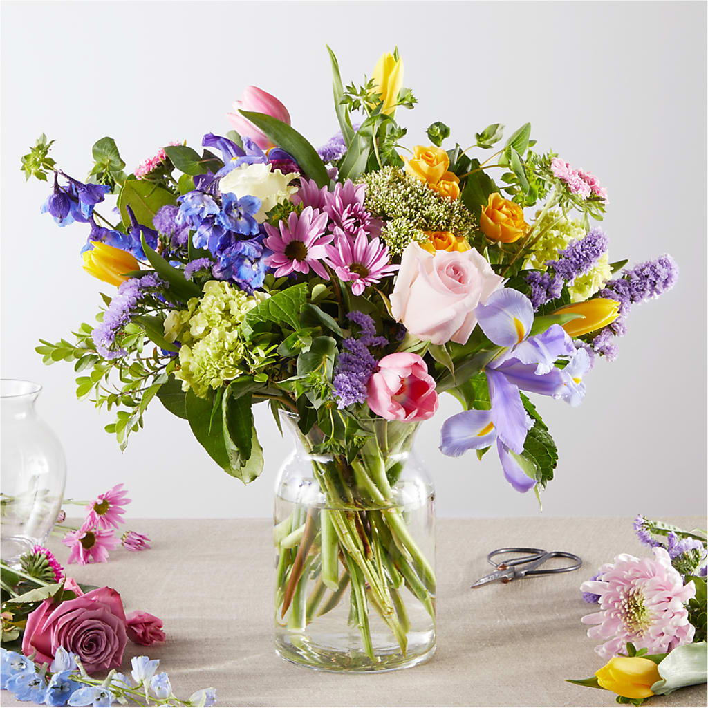 Pastel Tradition - A Florist Original – HONEY BEES FLORAL & MORE, Lucedale MS