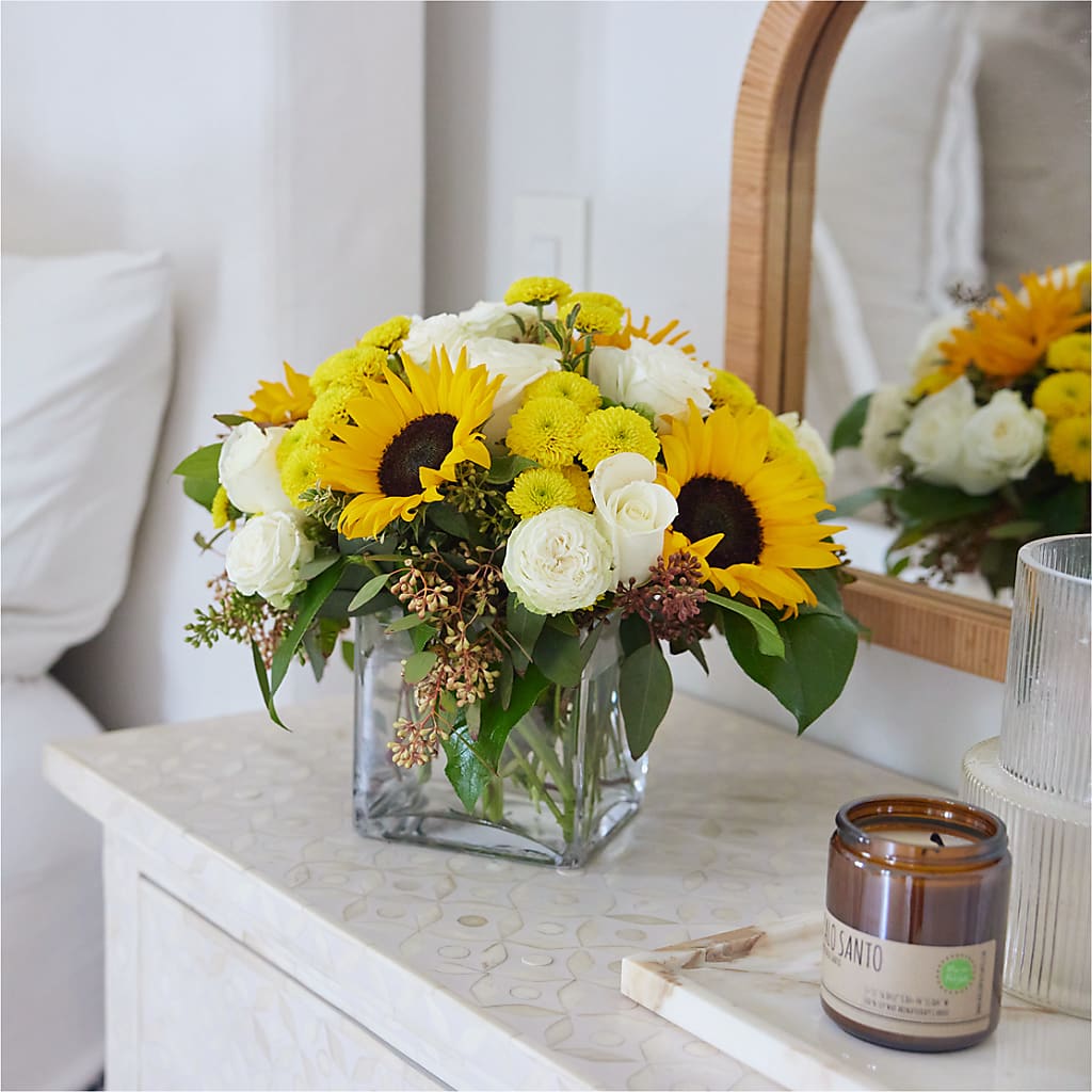 Luminous Morning Bouquet – HONEY BEES FLORAL & MORE, Lucedale MS