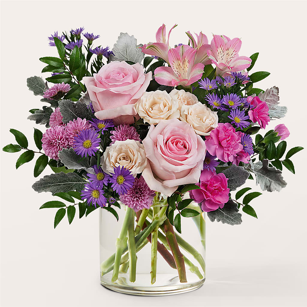Light as a Feather Bouquet – HONEY BEES FLORAL & MORE, Lucedale MS