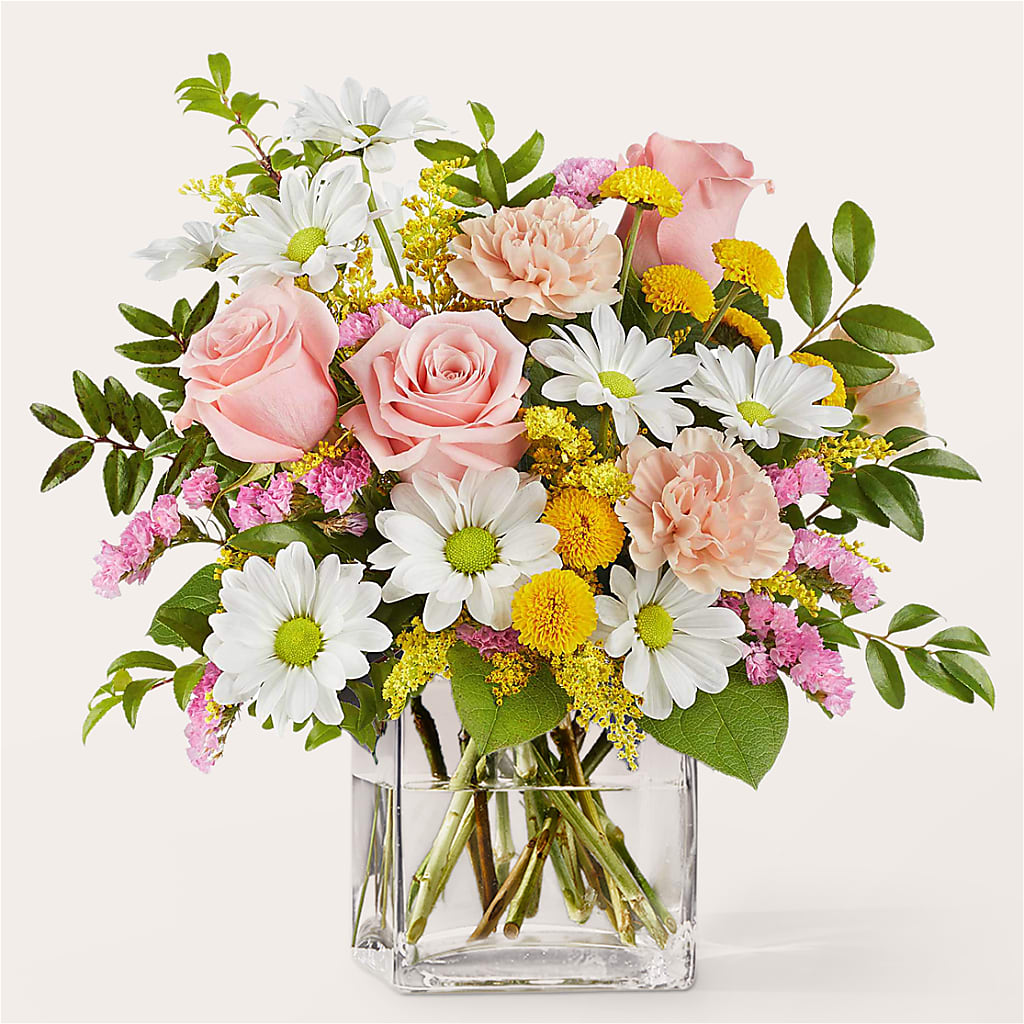 Country Cottage Bouquet – HONEY BEES FLORAL & MORE, Lucedale MS