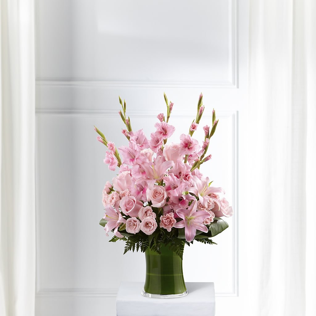 Lovely Tribute Bouquet – HONEY BEES FLORAL & MORE, Lucedale MS