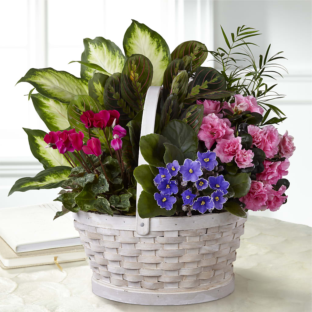 Peaceful Garden Planter – HONEY BEES FLORAL & MORE, Lucedale MS