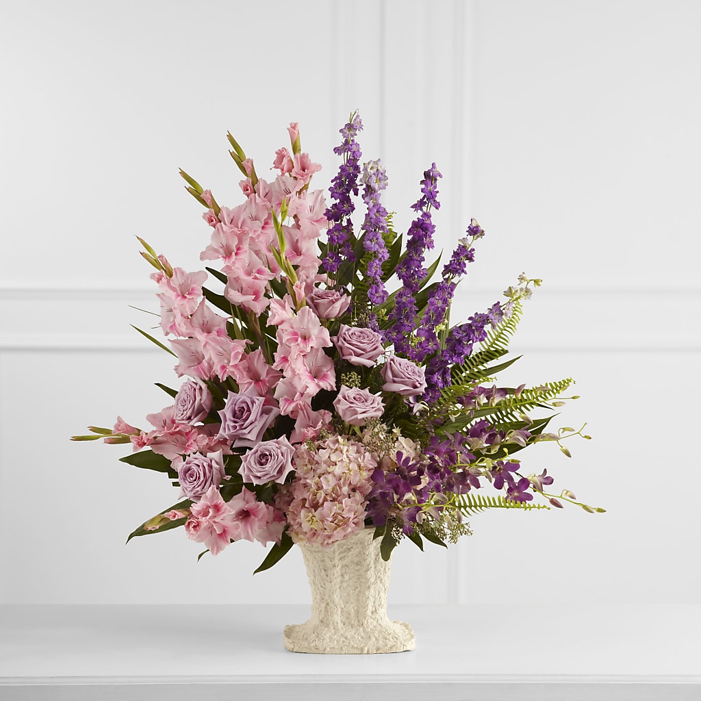 Flowing Garden Arrangement – HONEY BEES FLORAL & MORE, Lucedale MS