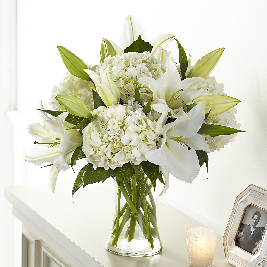 Compassionate Lily Bouquet – HONEY BEES FLORAL & MORE, Lucedale MS