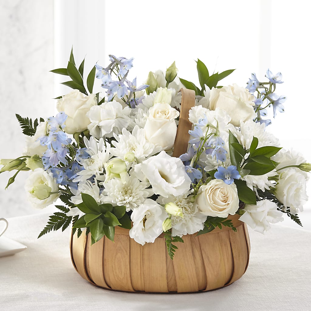 Sincerely Heartfelt Basket – HONEY BEES FLORAL & MORE, Lucedale MS
