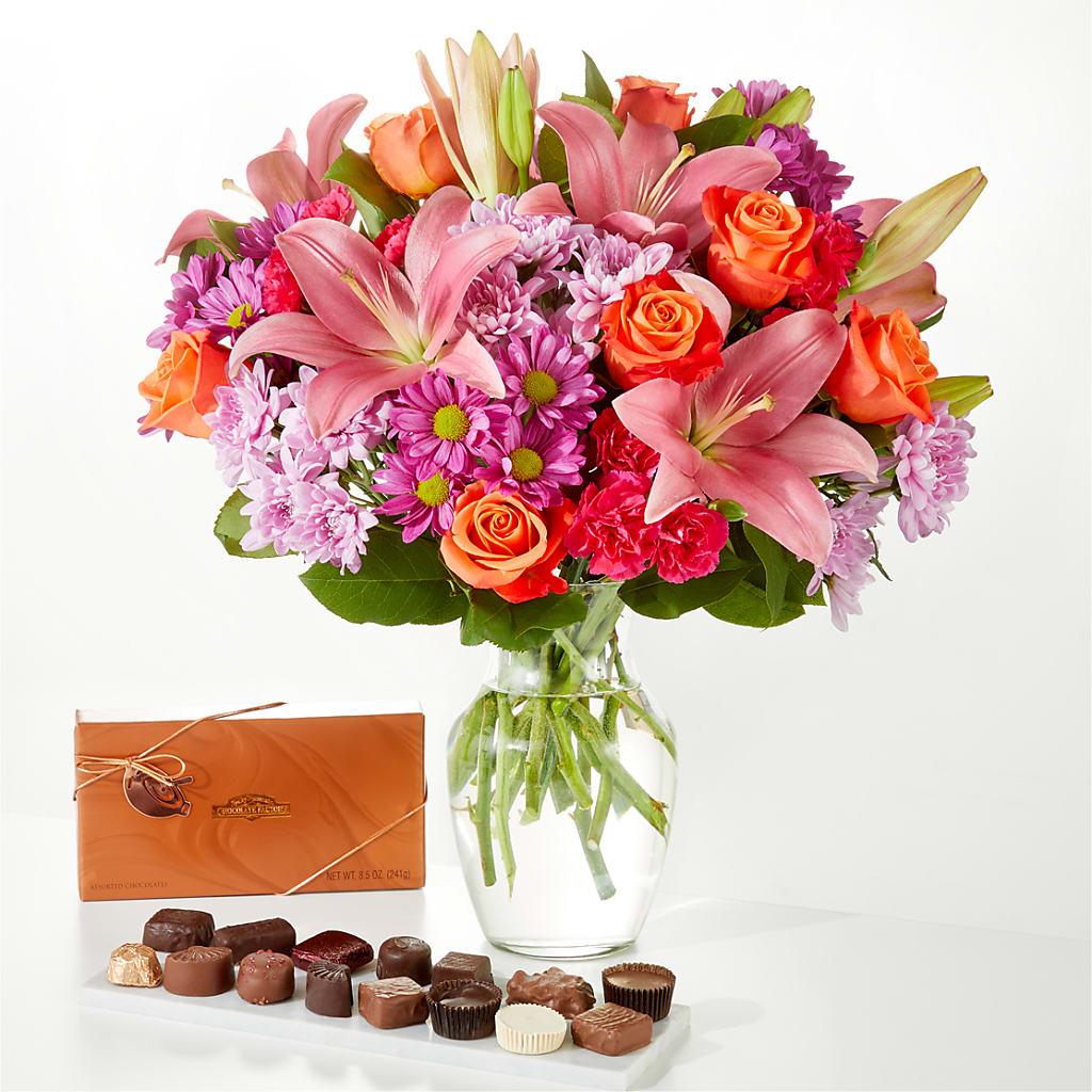 One and Only Bouquet and Chocolate Bundle – HONEY BEES FLORAL & MORE, Lucedale MS