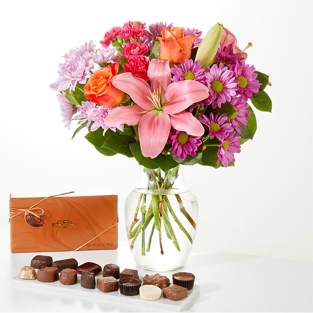 One and Only Bouquet and Chocolate Bundle – HONEY BEES FLORAL & MORE, Lucedale MS