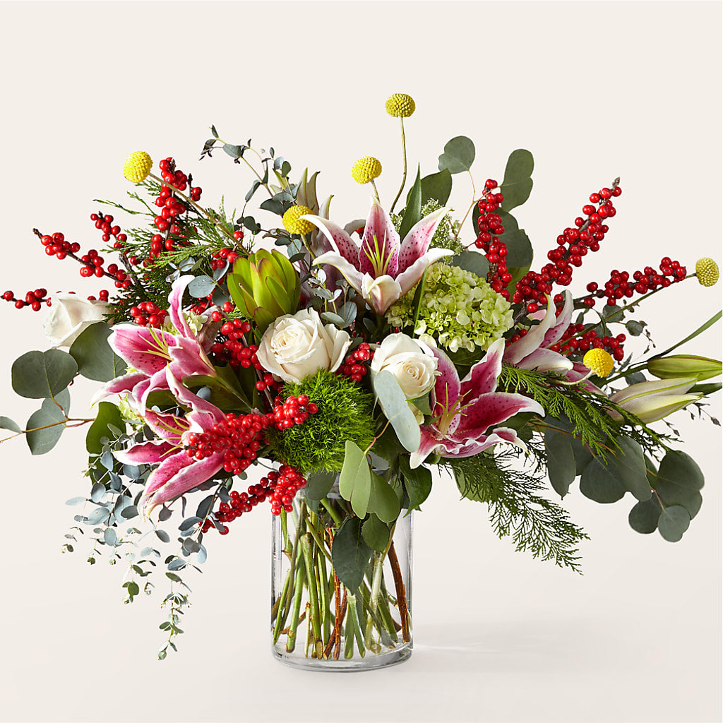 Berry & Bright Bouquet – HONEY BEES FLORAL & MORE, Lucedale MS