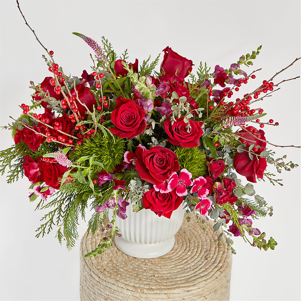 Big Red Bow Bouquet – HONEY BEES FLORAL & MORE, Lucedale MS