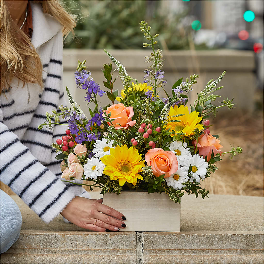 The Good Life Bouquet – HONEY BEES FLORAL & MORE, Lucedale MS