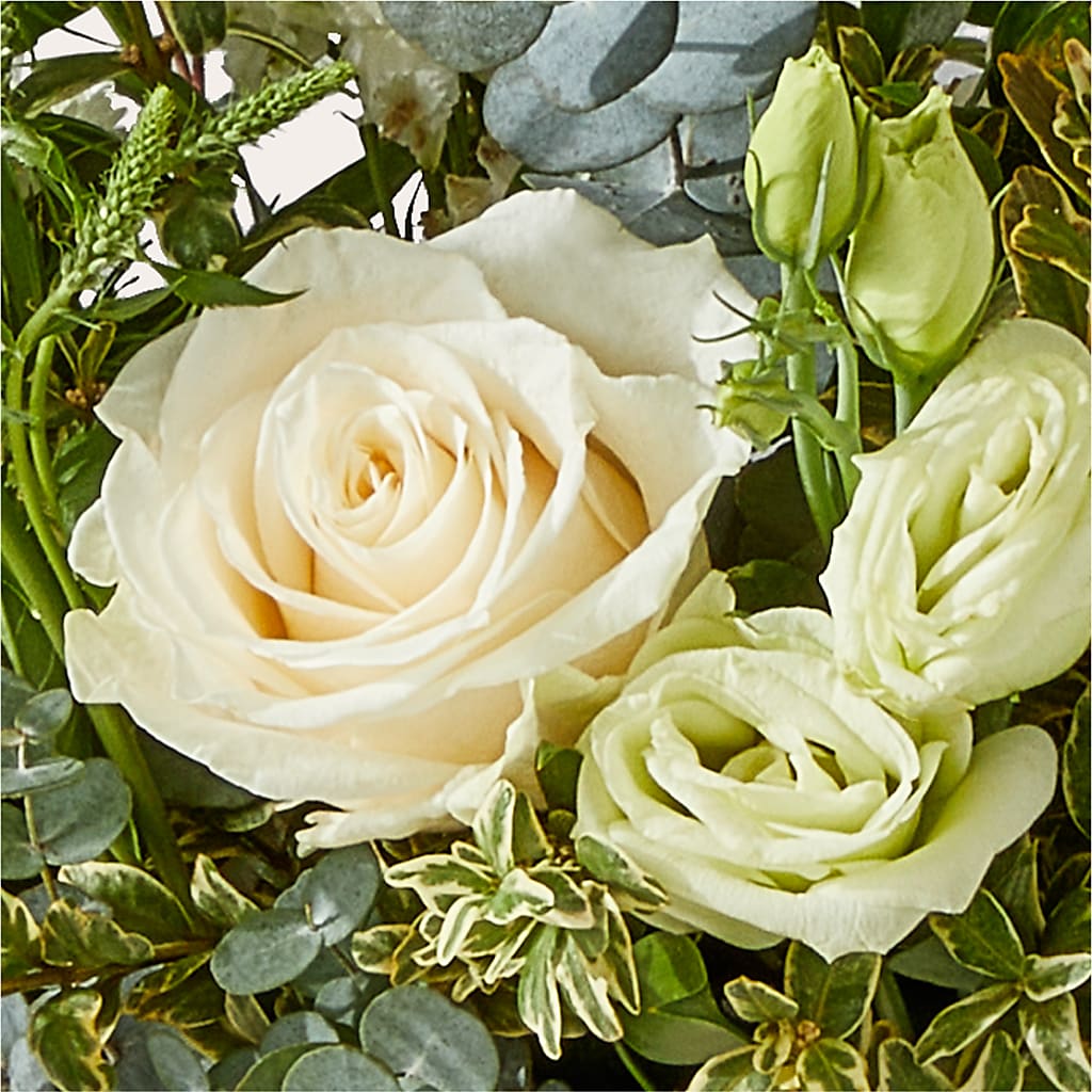 Cashmere Bouquet – HONEY BEES FLORAL & MORE, Lucedale MS