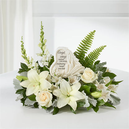 Holding You Close Arrangement – HONEY BEES FLORAL & MORE, Lucedale MS