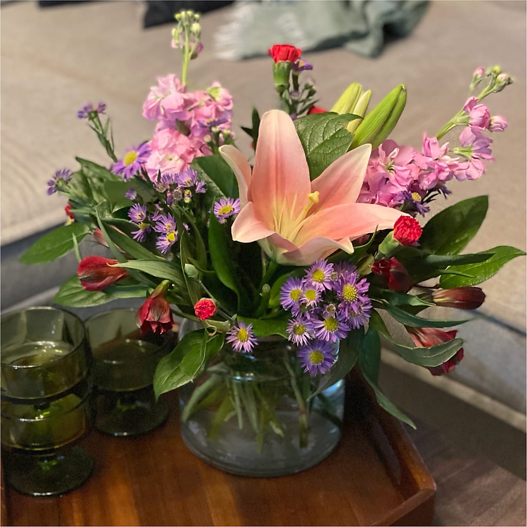 Romantique Bouquet – HONEY BEES FLORAL & MORE, Lucedale MS