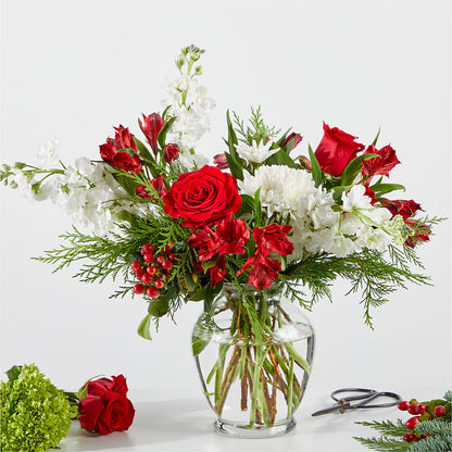 Merry Moment Bouquet – A Florist Original – HONEY BEES FLORAL & MORE, Lucedale MS