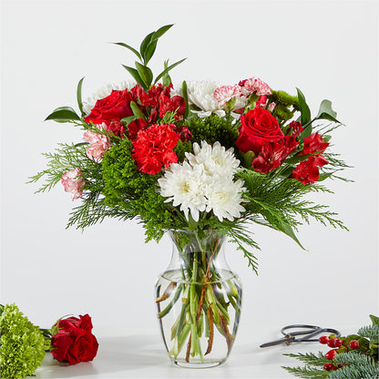 Merry Moment Bouquet – A Florist Original – HONEY BEES FLORAL & MORE, Lucedale MS