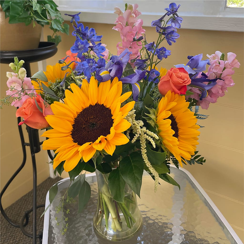 Rays of Life Bouquet – HONEY BEES FLORAL & MORE, Lucedale MS