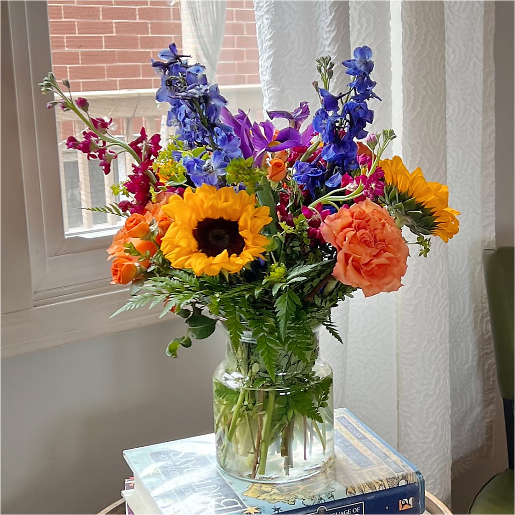 Rays of Life Bouquet – HONEY BEES FLORAL & MORE, Lucedale MS