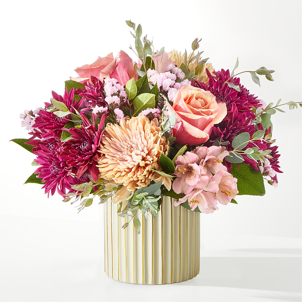 Berry Cobbler Bouquet with Ivory Vase – HONEY BEES FLORAL & MORE, Lucedale MS