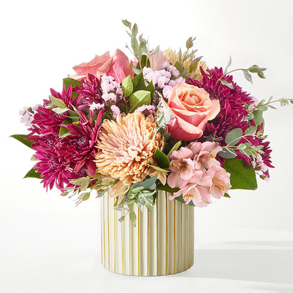 Berry Cobbler Bouquet with Ivory Vase – HONEY BEES FLORAL & MORE, Lucedale MS