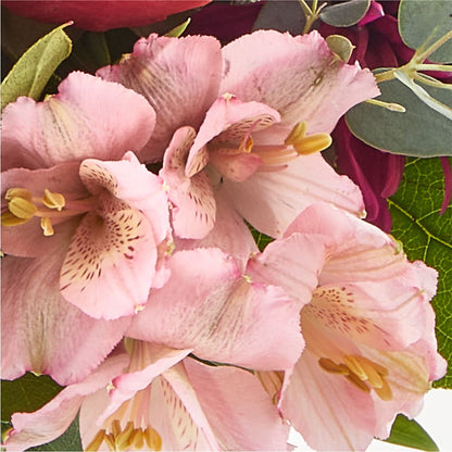 Berry Cobbler Bouquet – HONEY BEES FLORAL & MORE, Lucedale MS