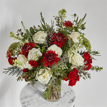 Favorite Traditions Bouquet – HONEY BEES FLORAL & MORE, Lucedale MS