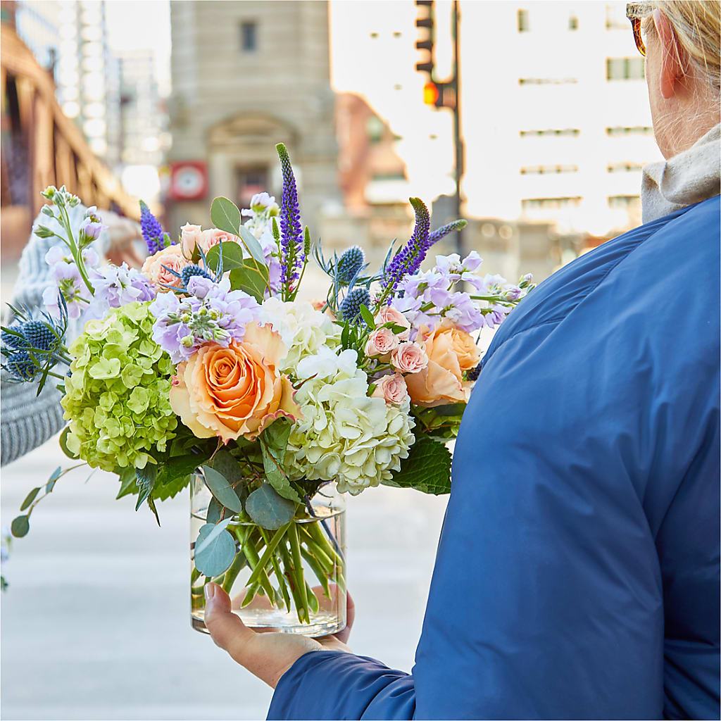 Porch Swing Bouquet – HONEY BEES FLORAL & MORE, Lucedale MS