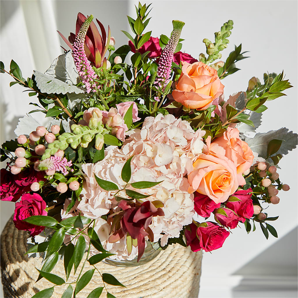 Glitz & Glam Bouquet – HONEY BEES FLORAL & MORE, Lucedale MS