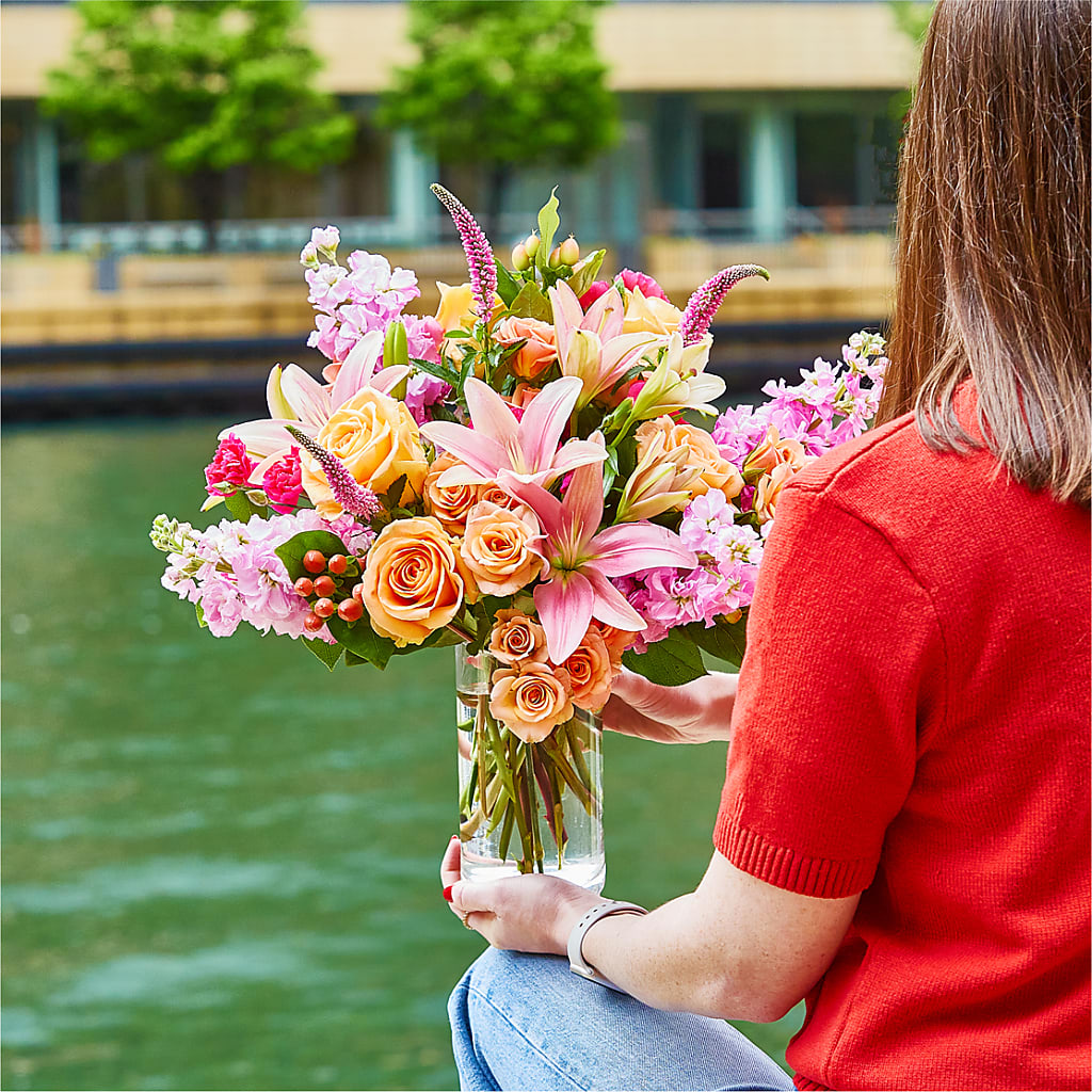 Bisous Bouquet – HONEY BEES FLORAL & MORE, Lucedale MS