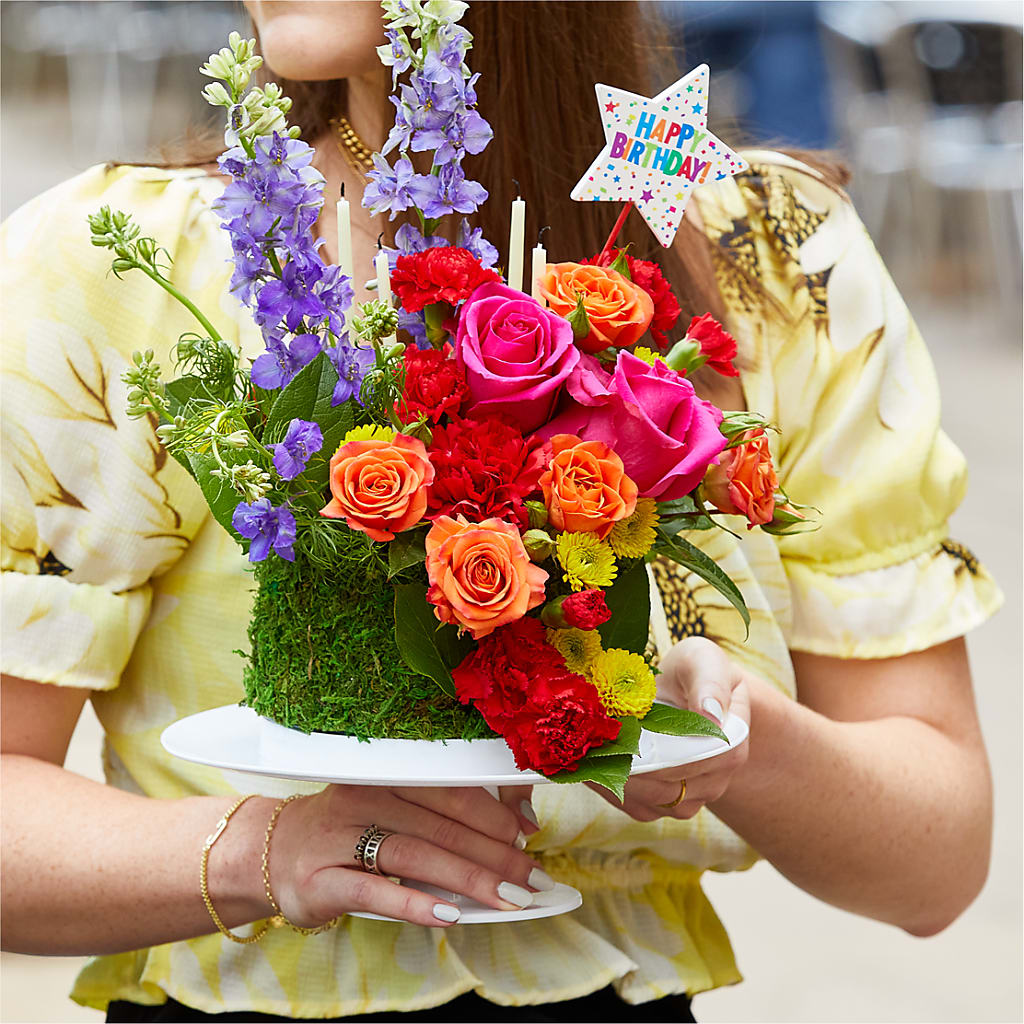 Best Year Yet Floral Cake – HONEY BEES FLORAL & MORE, Lucedale MS
