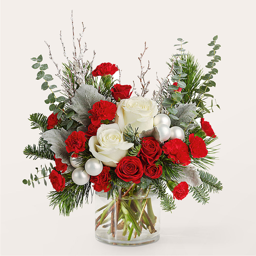 Trimming the Tree Bouquet – HONEY BEES FLORAL & MORE, Lucedale MS