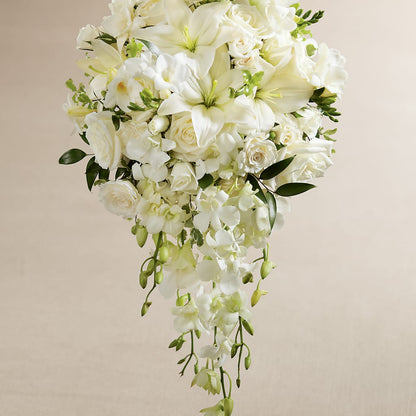 White Wonders Bouquet – HONEY BEES FLORAL & MORE, Lucedale MS